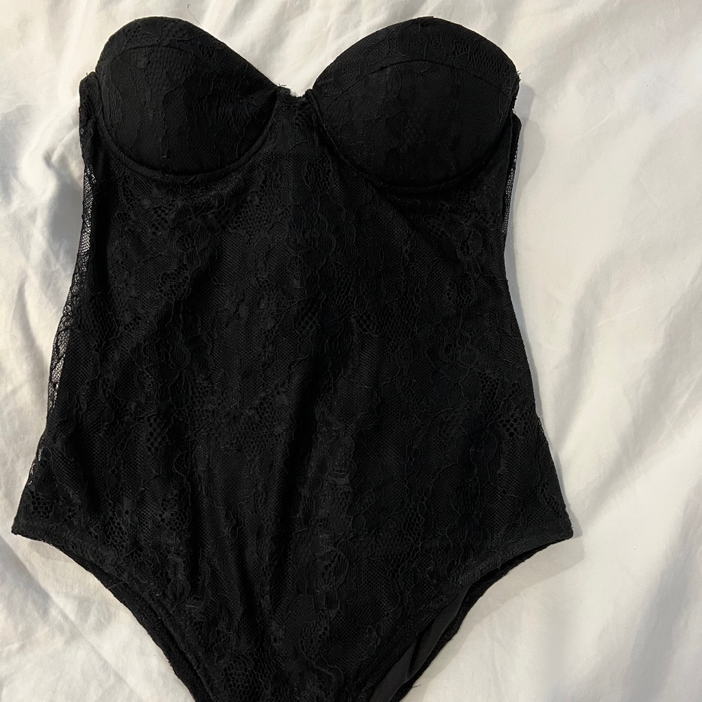 Sabo Skirt Lace Bodysuit